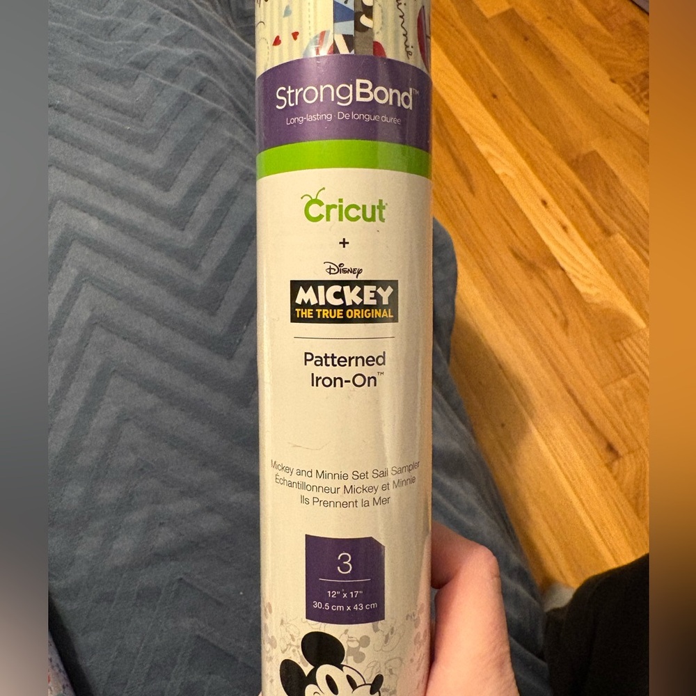 Cricut NWOT Disney Removable Matte Premium Vinyl Sample Bundle of 5 MSRP $17ea - Picture 5 of 12